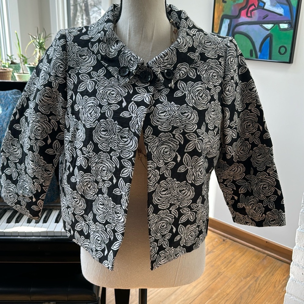 Vintage Floral Blazer 8 | Nine West Floral Blazer 8 | Black  White | 3/4 sleeves